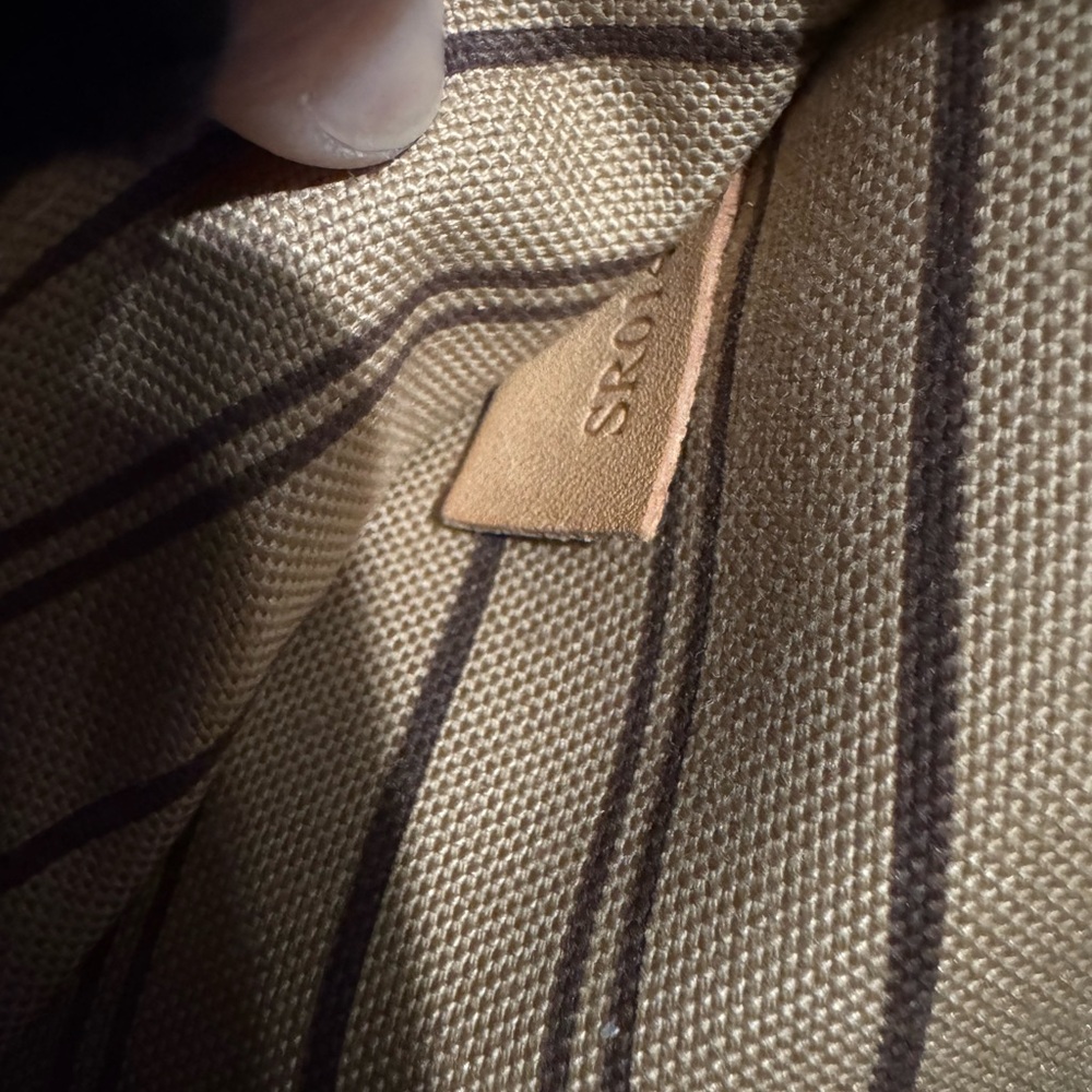 Louis Vuitton Monogram Neverfull MM - Picture 14 of 15